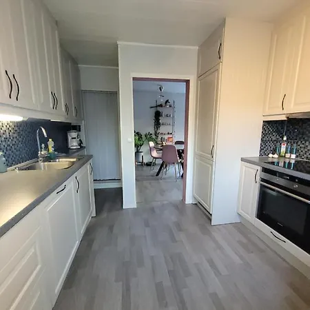 Hus Med Bil I Lofoten Ferienhaus *